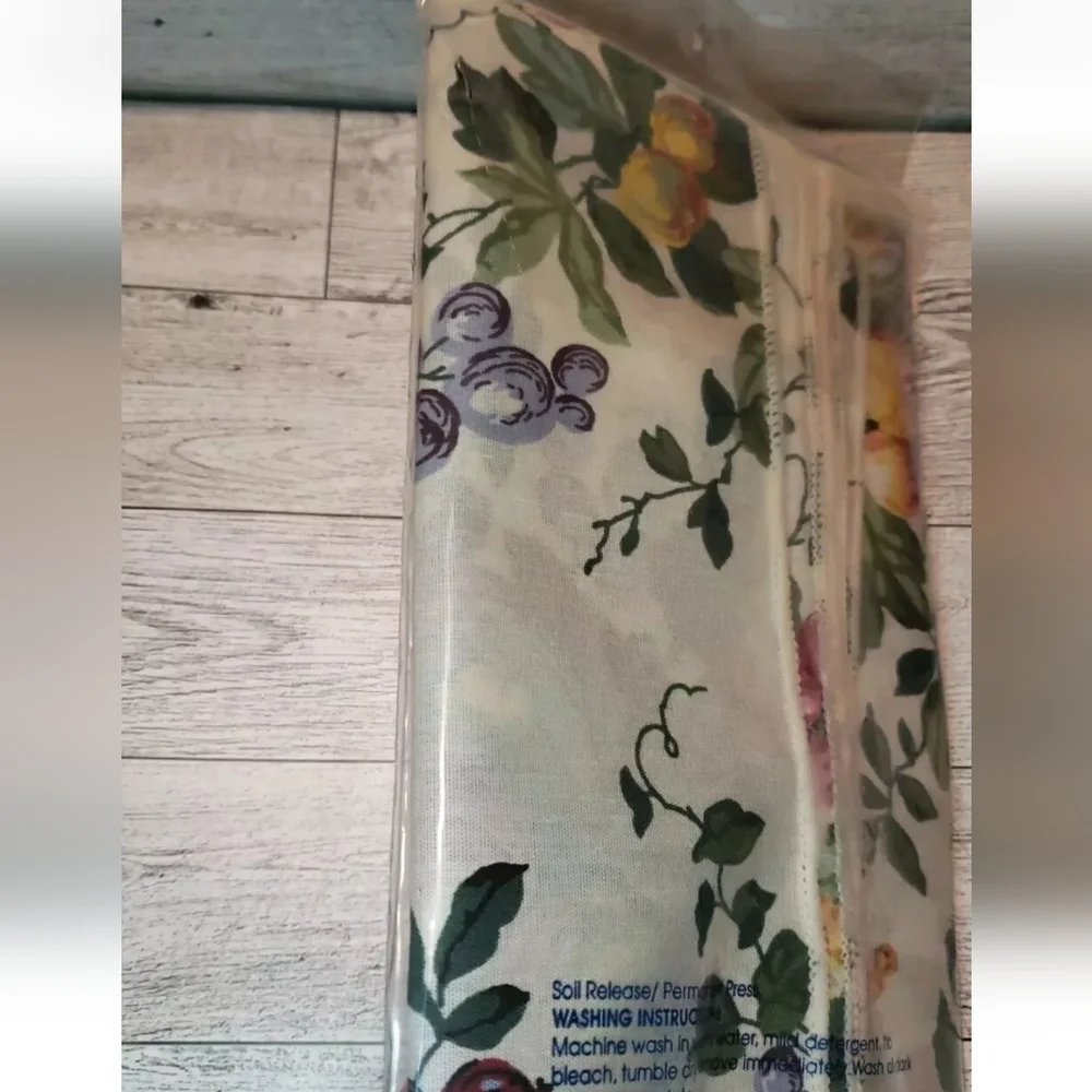 Vtg Spiegel  Bess Fashion For The Home 4 Pk Cloth Napkins Fruit New Original Pkg